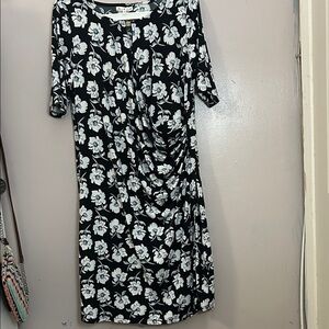 Black & White Floral Midi Dress - Women's